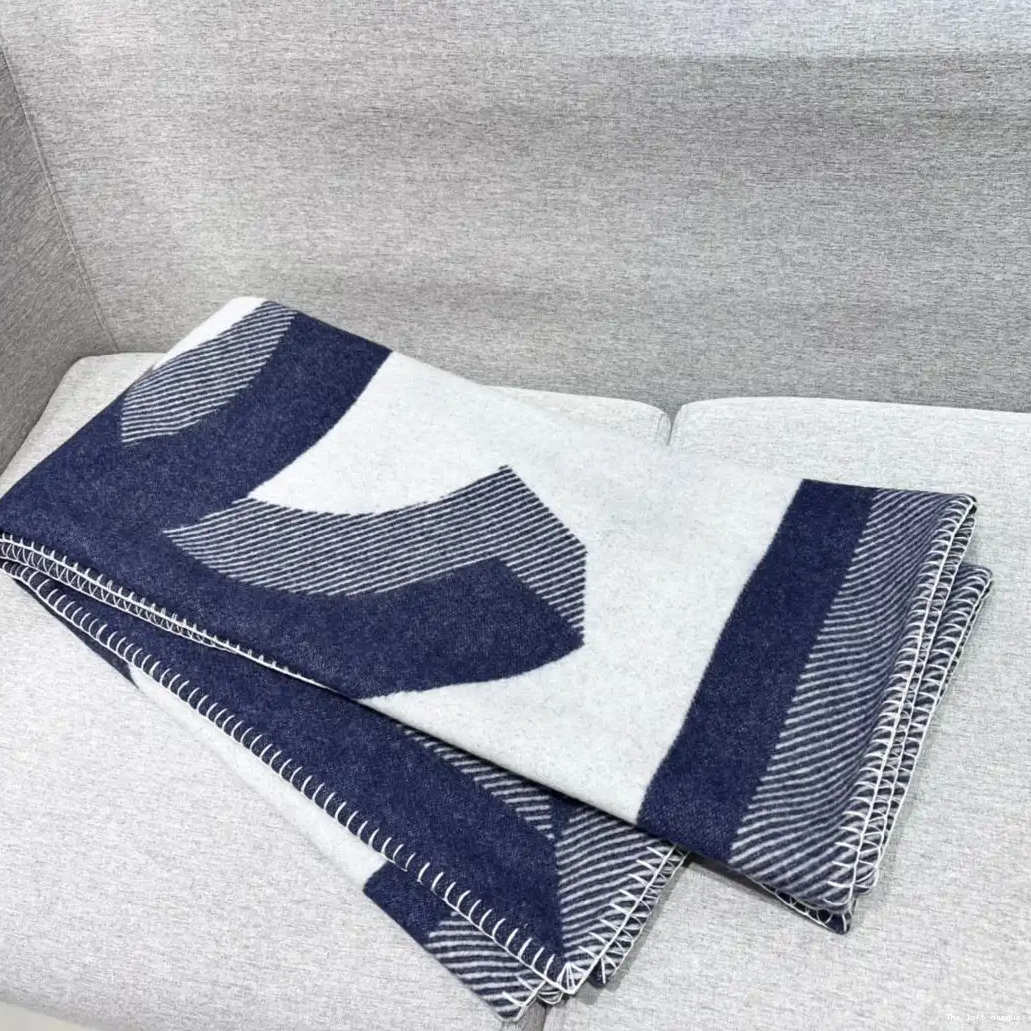 2.0 BLANKET WOOL THROW COCO 0509